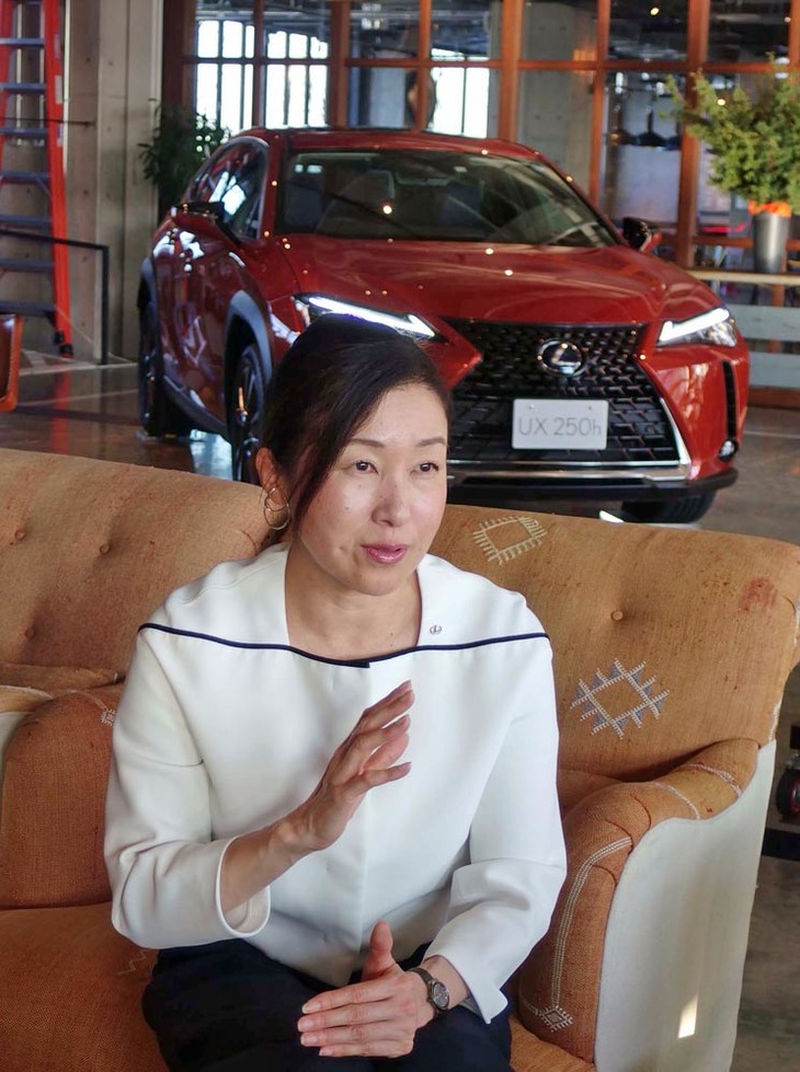 欧州での駐在経験もある加古さん。かの地での生活は、“ラグジュアリー”が物質的なことにとどまらず、心を満たす豊かな時間や空間であることを教えてくれたという。