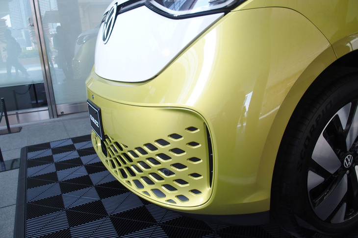 フォルクスワーゲンID.Buzz（フロントバンパー）