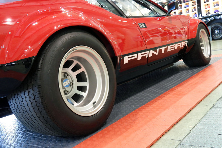 デ・トマソ・パンテーラ／アクティブガレージ＆アプローチ