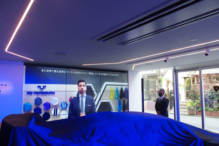 ランボルギーニのブランド体感スペース「THE LOUNGE TOKYO」において開催された「ランボルギーニ・ウラカンSTO」発表イベントの様子。