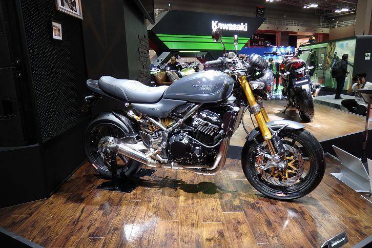 カワサキZ900RS Custom by モトコルセ “Z9RSC”