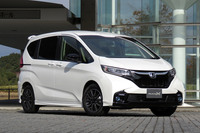 「ホンダ・フリード」に走りを高めたコンプリートカー「モデューロX」が登場