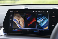 最新世代のBMWではドライブモードに代えて、サウンドや画面表示なども統合してコントロールする「マイモード」が採用されている。