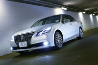 トヨタ・クラウンマジェスタ“Fバージョン”