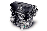 写真は、MZR 2リッター「DISI」直噴ガソリンエンジン。