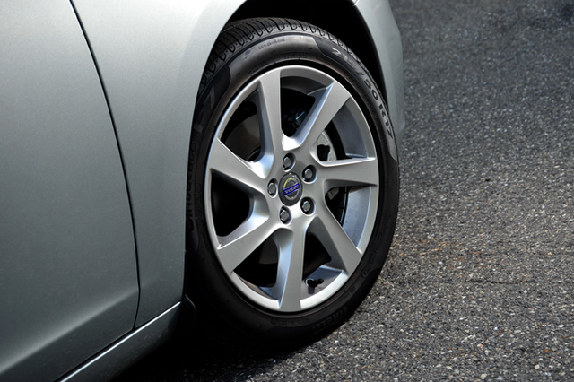 走行短め ATR SPORT 215/50ZR17 17インチ 夏タイヤ 4本 アテンザスポーツ エクシーガ VOLVO/S60/V60等　(MTS114) 楽天市場】サマータイヤ（ブランドATRスポーツ）（タイヤ｜タイヤ