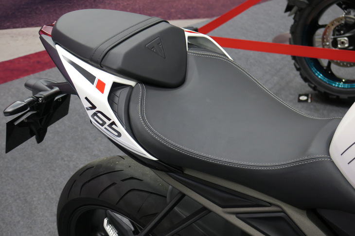 トライアンフ・ストリートトリプル765R