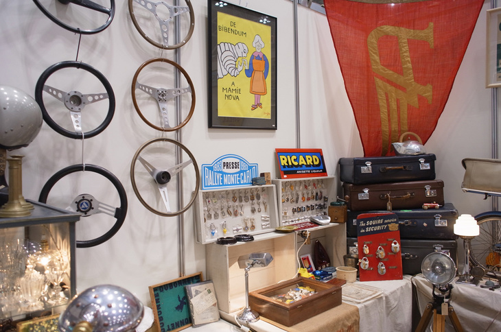 オフィス403のブース。