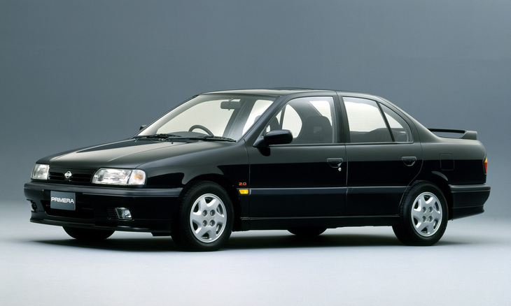 「日産プリメーラ」という車名を聞いて多くのベテランカーマニアが思い出すのは、やはり1990年に発売されたこの初代モデル（P10型）ではないだろうか。