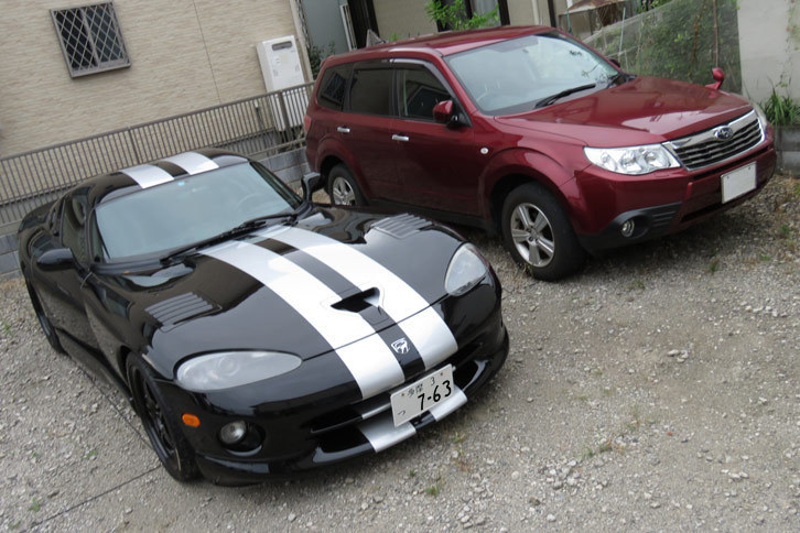 ちょっと実家に帰る機会があったので、堀田家の旗艦「スバル・フォレスター」と記念撮影。