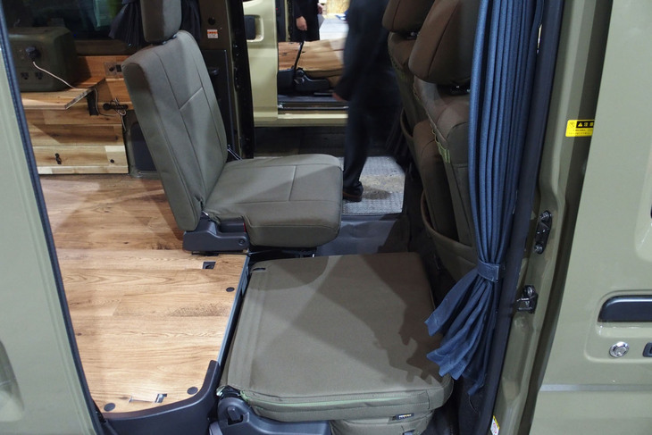 「GMLVAN S-01」の荷室。