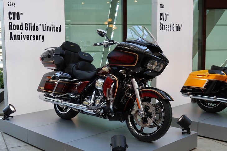 ハーレーダビッドソンCVOロードグライド リミテッド