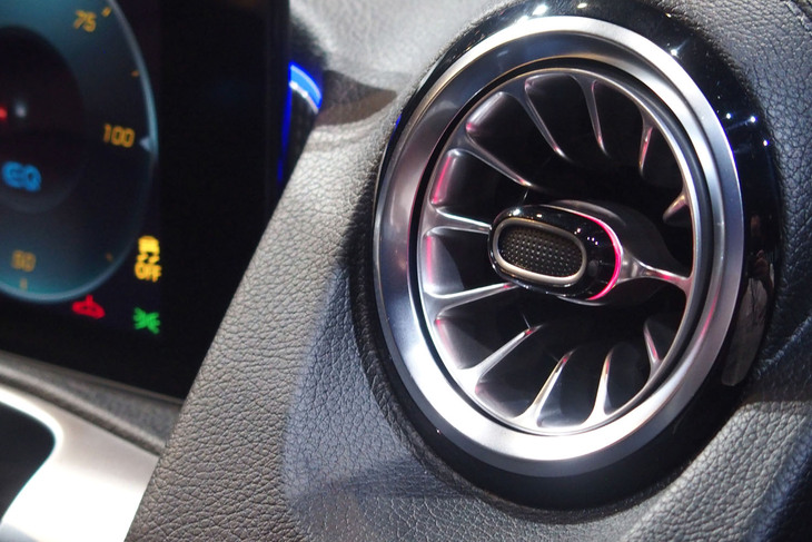 メルセデス・ベンツEQB350 4MATIC（エアコン吹き出し口）