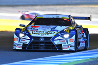 最終戦で2位に入りGT500クラスのチャンピオンとなった、平川 亮／ニック・キャシディ組のNo.37 KeePer TOM'S LC500。