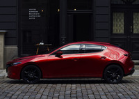 「スカイアクティブX」を搭載した「マツダ3」。ニッポンのカー・オブ・ザ・イヤーを差し上げたい。