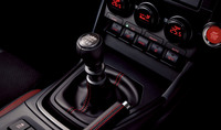 「GR86」「BRZ」とも6段MTモデルに先進運転支援システム「アイサイト」が搭載された。プリクラッシュブレーキだけでなく追従機能付きのクルーズコントロール（ACC）も使える。