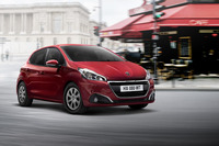 「プジョー208」に199万円のエントリーモデルが登場