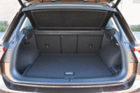 ラゲッジルーム容量は615～1655リッター。（クリックすると荷室のバリエーションが見られます）