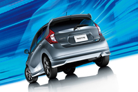 「日産ノート」にスポーティーな特別仕様車の画像