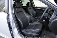 サーブ9-3スポーツエステート エアロ（FF/6AT）【試乗記】の画像