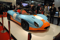 “ガルフカラー”でペイントされた「Kode9スパイダー」。