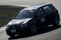 プレス関係者の車両は、DSGと6MT仕様が半々。吉岡は6MT仕様だった。（写真＝小林　稔）