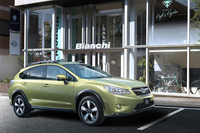 「スバルXVハイブリッド 2.0i-L EyeSight」（ルーフレールはオプション）