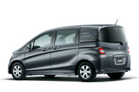 「フリードスパイク G」