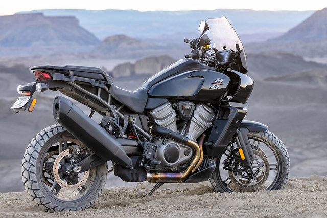 パンアメリカ1250 Vance＆Hines ハーレーダビッドソンが「パン