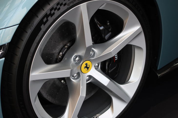 フェラーリ12チリンドリ（フロントホイール）