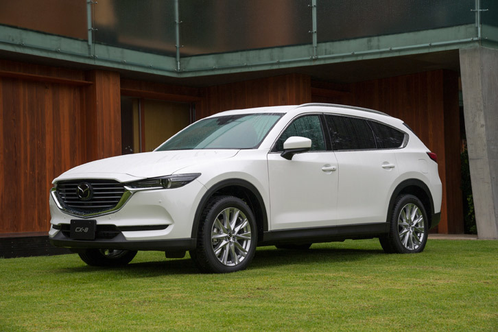 2017年12月に発売されたマツダの3列シートSUV「CX-8」。その開発コンセプトとして、マツダは「ミニバンではなかなか成立しづらい“走る楽しさと安全性の両立”」を挙げていた。