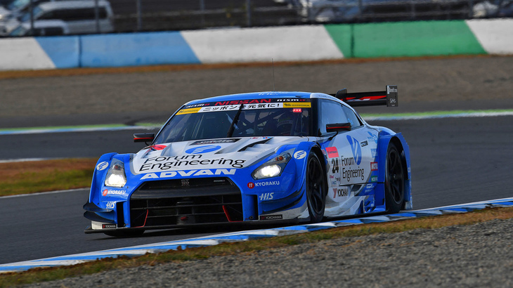 シーズン第3戦を制した、佐々木大樹／柳田真孝組のNo.24 フォーラムエンジニアリング ADVAN GT-R。