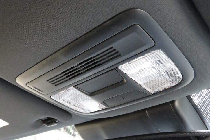 ホンダ・シビックハッチバック（ルームランプ）