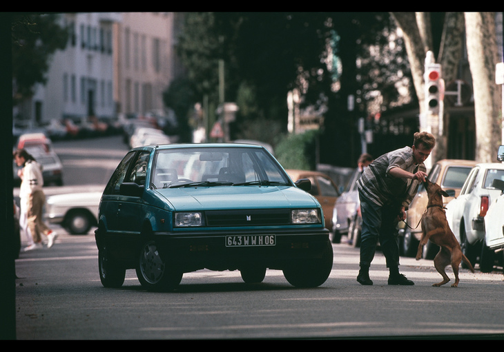 1985年に登場した2代目「いすゞ・ジェミニ」。初代とは異なり、いすゞ独自のコンパクトカーとしてデビューした。
