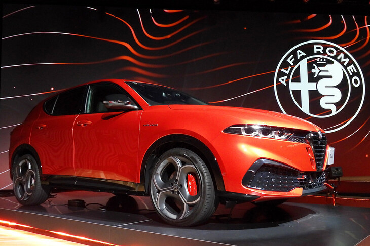 アルファ・ロメオ・トナーレ ヴェローチェ