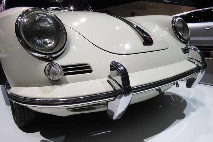 ポルシェ356Bカブリオレ（フロントバンパー）