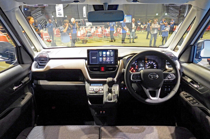 ダイハツ・ムーヴRS（インストゥルメントパネルまわり）