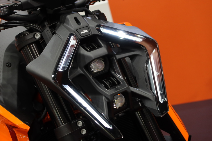 KTM 1390スーパーデュークR EVO