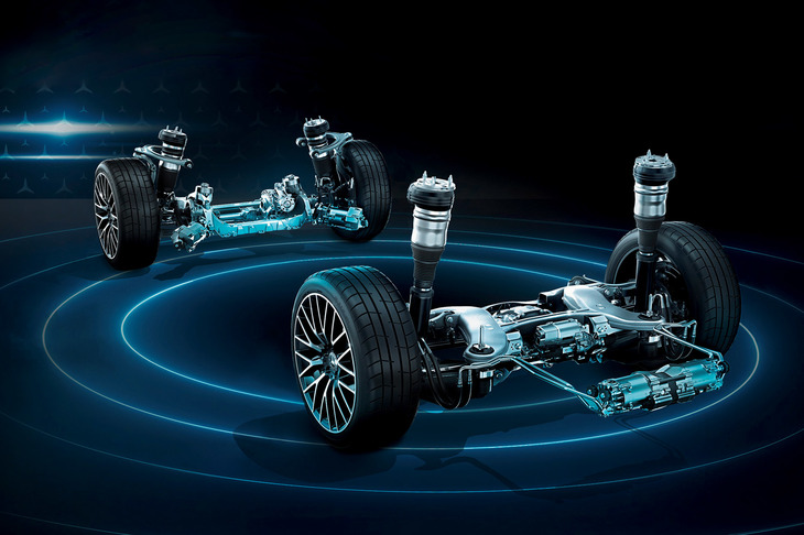 リアアクスルには後輪操舵機構が搭載される。