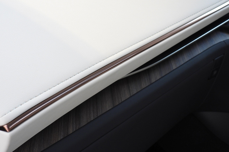 レクサスLM500h“バージョンL”（インテリアトリム）