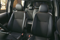 「トヨタ・シエンタ」に内装をおしゃれに飾った特別仕様車の画像