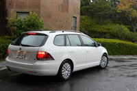 【スペック】TSIトレンドライン：全長×全幅×全高＝4545×1785×1530mm／ホイールベース＝2575mm／車重＝1370kg／駆動方式＝FF／1.4リッター直4DOHC16バルブターボ(122ps/5000rpm、20.4kgm/1500-4000rpm)／価格＝272.0万円（テスト車＝同じ）