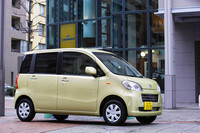 標準の「タントエグゼ」は、全モデルがNAエンジン（58ps）を搭載。カスタム系にはターボエンジン（64ps）搭載車も設定される。