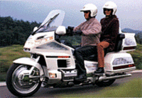 ホンダ、98年型ゴールドウイング発表の画像