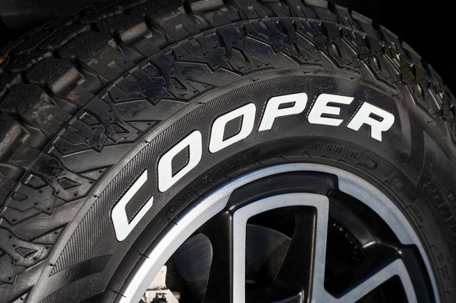 街だって荒野だって走破する！ 「Cooper Discoverer Road＋Trail AT 
