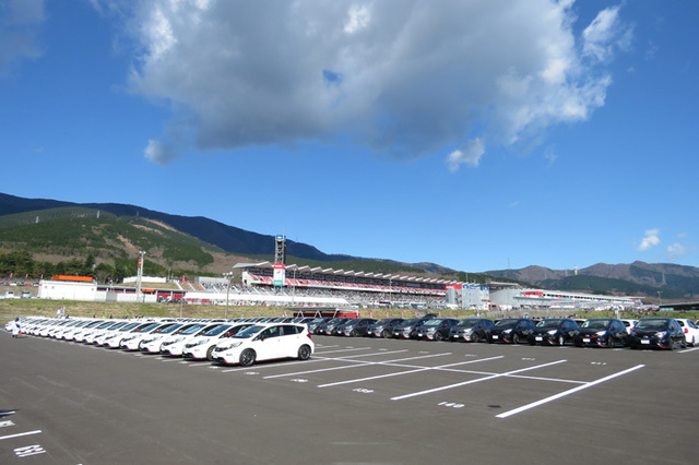 NISMO FESTIVAL at FUJI SPEEDWAY 2016」の会場から（後編：イベント