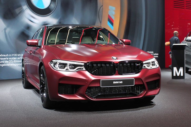 BMW M5（エクステリア）
