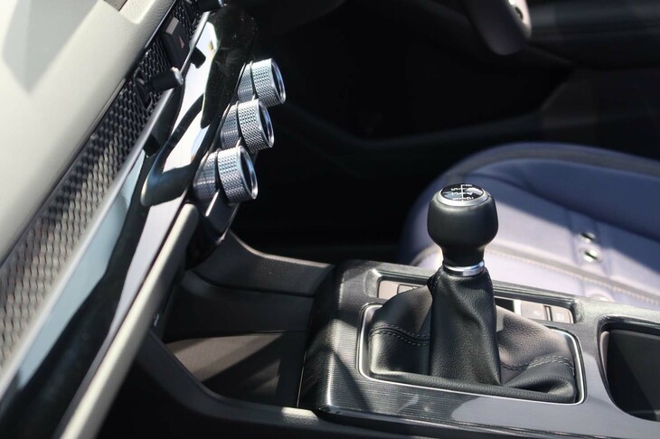 ミツオカM55コンセプト（シフトノブ周辺）