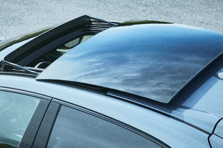 トップロードサンルーフ