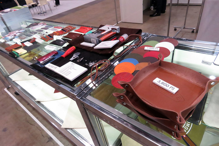 オフィシャルグッズの販売コーナー。